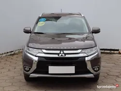 Brązowy Używany 2016 Mitsubishi Outlander SUV | 50 999 zł (Uczciwa cena)