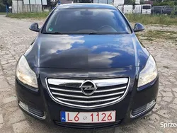 Czarny Używany 2011 Opel Insignia Hatchback | 15 500 zł (Super Cena)