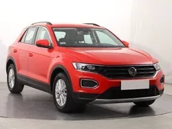 Czerwony Używany 2019 VW T-Roc SUV | 82 999 zł (Uczciwa cena)
