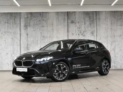 Czarny szafir metalizowany Używany 2024 BMW 118 Shadowline Hatchback | 158 700 zł