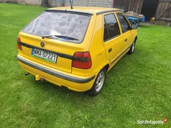 Żółty Używany 2000 Skoda Felicia Hatchback | 3600 zł (Uczciwa cena)