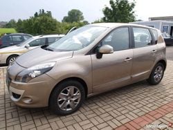 Brązowy Używany 2011 Renault Scénic III Komfort Minivan | 30 800 zł