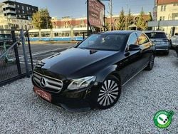 Czarny Używany 2017 Mercedes E400 Sedan/Limuzyna | 124 900 zł