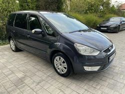 Szary Używany 2009 Ford Galaxy Minivan | 9900 zł