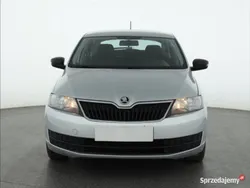 Srebrny Używany 2016 Skoda Rapid Hatchback | 18 999 zł (Uczciwa cena)
