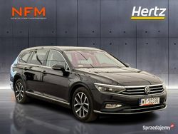Czarny Używany 2021 VW Passat Kombi | 91 500 zł (Dość drogi)