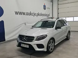 Srebrny Używany 2018 Mercedes GLE350 SUV | 140 000 zł