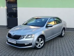Srebrny Używany 2019 Skoda Octavia Ambition Sedan/Limuzyna | 32 400 zł (Dobra cena)