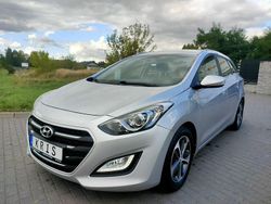 Szary (metalik) Używany 2016 Hyundai i30 Kombi | 39 900 zł (Uczciwa cena)