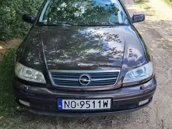 Bordowy Używany 2000 Opel Omega Sedan/Limuzyna | 5600 zł