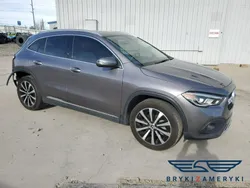 Szary Używany 2023 Mercedes GLA250 SUV | 69 630 zł