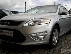 Srebrny metalik Używany 2013 Ford Mondeo Sedan/Limuzyna | 41 900 zł (Dość drogi)
