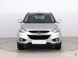 Srebrny Używany 2010 Hyundai ix35 SUV | 34 899 zł (Uczciwa cena)