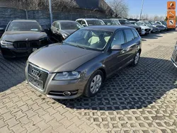 Beżowy (metalik, perła) Używany 2011 Audi A3 Hatchback | 16 900 zł