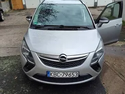 Srebrny Używany 2016 Opel Zafira Minivan | 44 900 zł (Dość drogi)