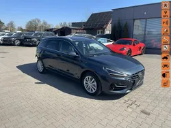 Niebieski ciemny (metalik) Używany 2024 Hyundai i30 Kombi | 36 900 zł