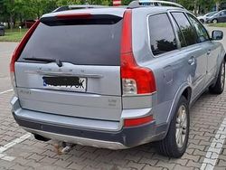 Srebrny Używany 2010 Volvo XC90 SUV | 31 900 zł