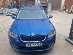 Niebieski Używany 2015 Skoda Octavia Kombi | 16 000 zł