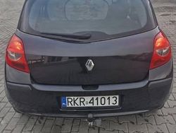 Czarny Używany 2007 Renault Clio III Hatchback | 9400 zł
