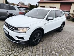 Biały Używany 2018 VW Tiguan SUV | 82 900 zł (Dość drogi)