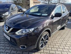 Czarny Używany 2015 Nissan Qashqai SUV | 42 900 zł (Uczciwa cena)