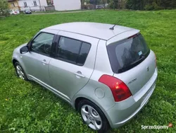 Srebrny Używany 2005 Suzuki Swift Hatchback | 14 900 zł (Uczciwa cena)