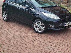 Czarny Używany 2010 Ford Fiesta Titanium Hatchback | 17 000 zł (Uczciwa cena)
