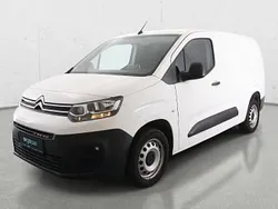 Biały Używany 2021 Citroën Berlingo Minivan | 69 987 zł (Uczciwa cena)
