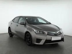 Szary Używany 2015 Toyota Corolla Sedan/Limuzyna | 41 999 zł (Dobra cena)