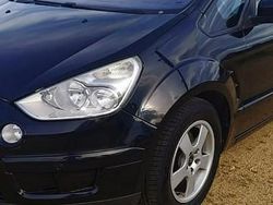 Czarny Używany 2008 Ford S-MAX S Minivan | 18 900 zł (Uczciwa cena)