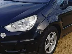 Czarny Używany 2008 Ford S-MAX S Minivan | 18 900 zł (Uczciwa cena)
