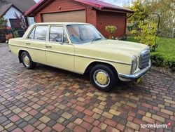 Beżowy Używany 1973 Mercedes W115 Sedan/Limuzyna | 29 000 zł