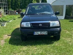 Czarny Używany 2002 Suzuki Vitara SUV | 20 000 zł (Dość drogi)