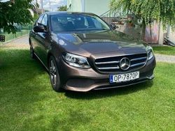 Brązowy Używany 2019 Mercedes E200 Avantgarde Sedan/Limuzyna | 125 000 zł