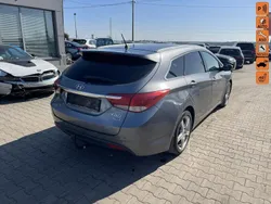 Szary (metalik) Używany 2014 Hyundai i40 Kombi | 16 900 zł