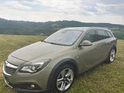 Inny kolor Używany 2013 Opel Insignia Country Tourer Kombi | 38 700 zł (Uczciwa cena)