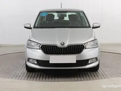 Srebrny Używany 2019 Skoda Fabia Hatchback | 40 999 zł (Uczciwa cena)