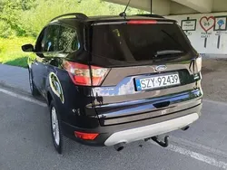 Czarny Używany 2017 Ford Escape SUV | 58 900 zł (Uczciwa cena)