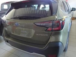 Subaru Nowe 2025 Subaru Outback SUV | 237 900 zł (Dość drogi)