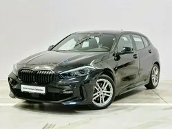 Czarny szafir metalizowany Używany 2022 BMW 118 Shadowline Hatchback | 99 900 zł (Dobra cena)