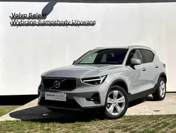 Szary Używany 2024 Volvo XC40 SUV | 152 900 zł (Dobra cena)