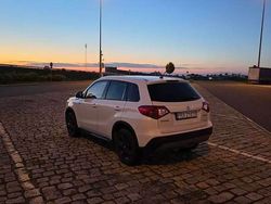 Biały Używany 2018 Suzuki Vitara SUV | 49 800 zł (Super Cena)