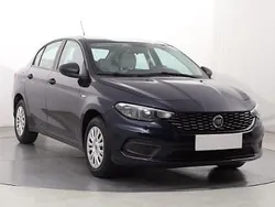 Niebieski Używany 2018 Fiat Tipo Sedan/Limuzyna | 37 999 zł (Uczciwa cena)