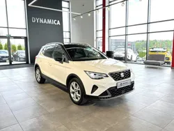 Biały Używany 2022 Seat Arona FR SUV | 76 900 zł (Uczciwa cena)