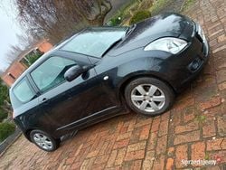Czarny Używany 2009 Suzuki Swift Hatchback | 5999 zł (Uczciwa cena)