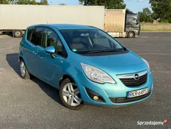 Niebieski Używany 2011 Opel Meriva Minivan | 18 900 zł (Uczciwa cena)