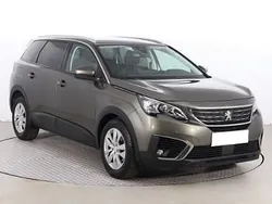 Zielony Używany 2017 Peugeot 5008 Minivan | 77 999 zł (Uczciwa cena)