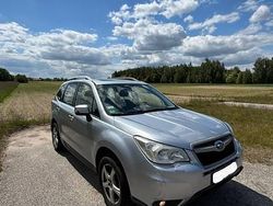 Srebrny Używany 2013 Subaru Forester SUV | 32 000 zł