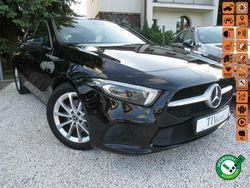 Czarny Używany 2020 Mercedes A200 Hatchback | 78 780 zł (Super Cena)