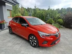 Pomarańczowy Używany 2023 Renault Clio V Business Hatchback | 45 900 zł (Uczciwa cena)